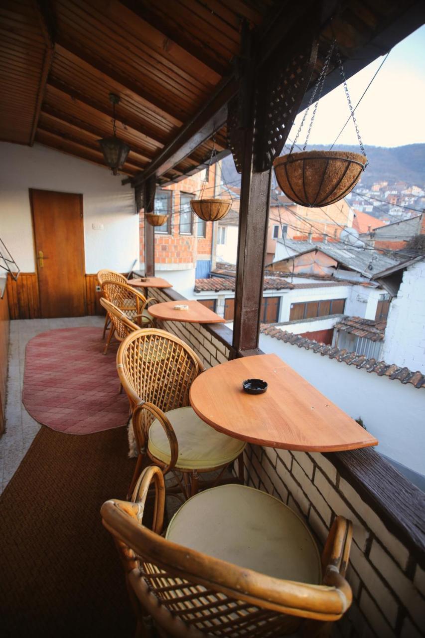 Hostel Bushati Prizren Bagian luar foto